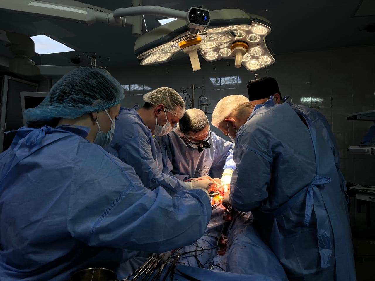 Вінницькі трансплантологи протягом кількох годин провели три трансплантації нирок