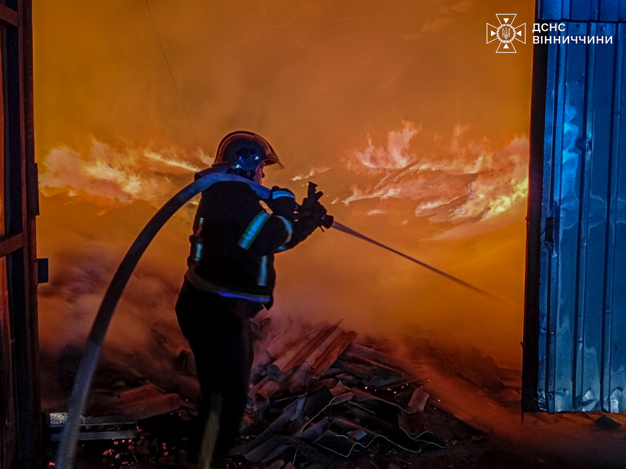 На Вінниччині рятувальники ліквідували п’ять пожеж у житловому секторі