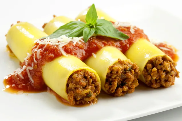 Канелоні з м’ясом. Покроковий рецепт