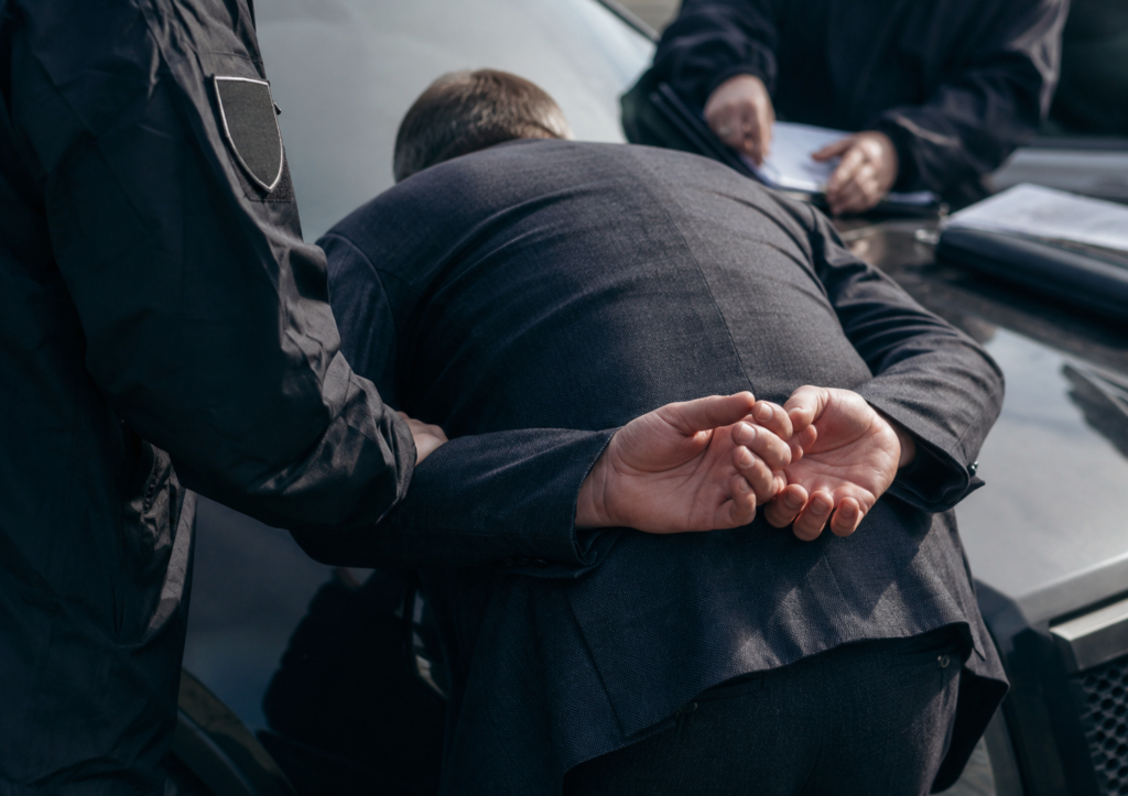 Хабар за землю: на Вінниччині викрили заступника голови громади
