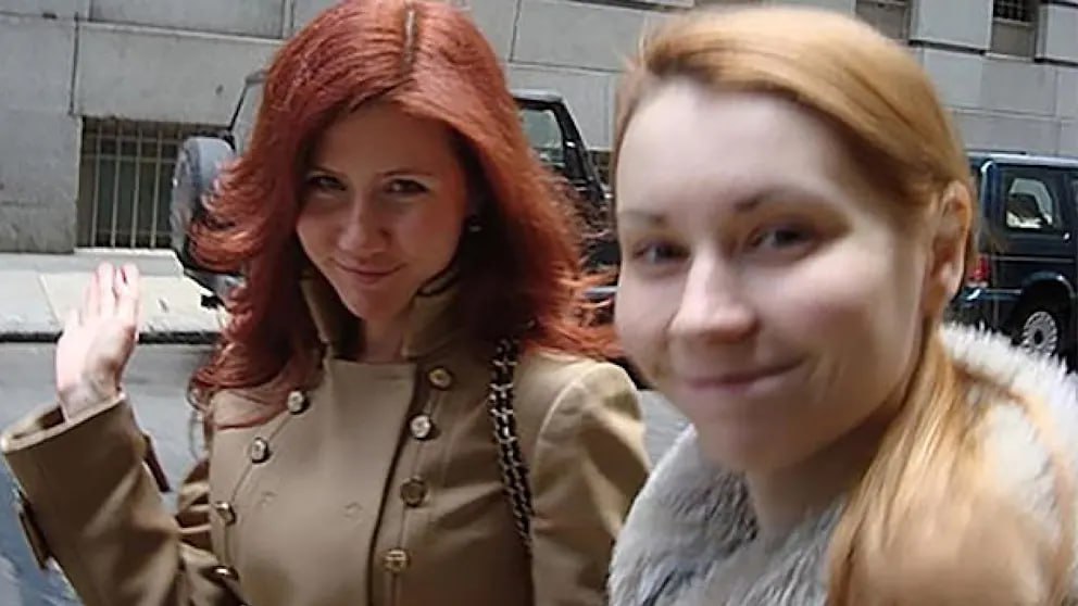 Російську коханку Біллу Гейтсу підсунули спецслужби Кремля для “медової пастки”