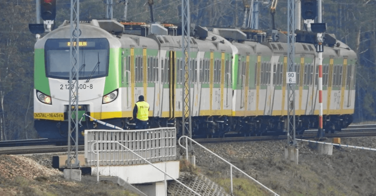 Диверсію на залізниці у Польщі здійснили двоє громадян України, яких завербували спецслужби РФ