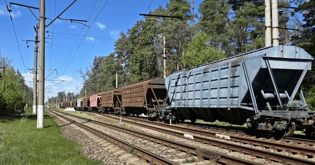 Переговори щодо збільшення обсягів транзиту українського зерна через Польщу не ведуться, — міністр