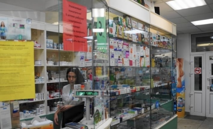 Цены на лекарства выше московских, фармацевты – без образования: мелитопольцы рассказывают о ситуации с аптеками в городе (фото)