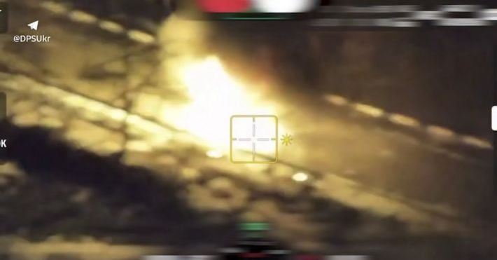 Мелитополь пережил ночь массированных ударов: дроны, взрывы и поражение ключевых целей оккупантов (скрины, видео)