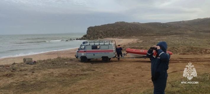 Трагедия в Азовском море: береговую линию Кирилловки обследуют в поисках тел пропавших рыбаков
