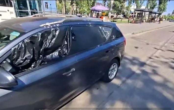 В Мелитополе сбитый беспилотник рухнул на центральную улицу - есть пострадавшие (видео)
