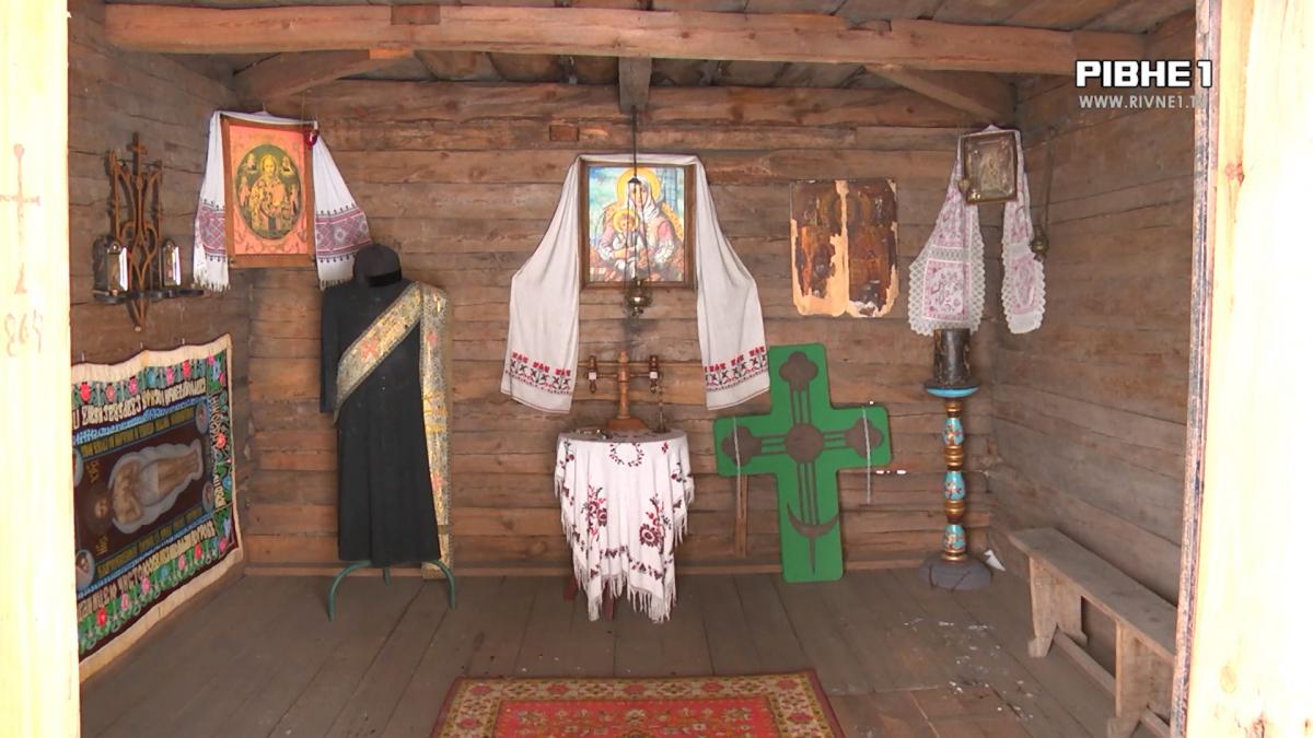 Будувалась над джерелом: історія цінності каплички на Рівненщині (ВІДЕО)