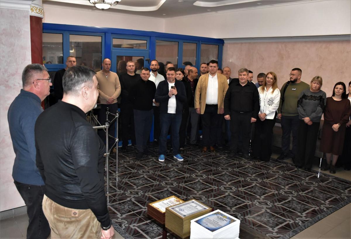 На Рівненщині з нагоди професійного свята відзначили колектив Служби відновлення та розвитку інфраструктури у Рівненській області (ФОТО)