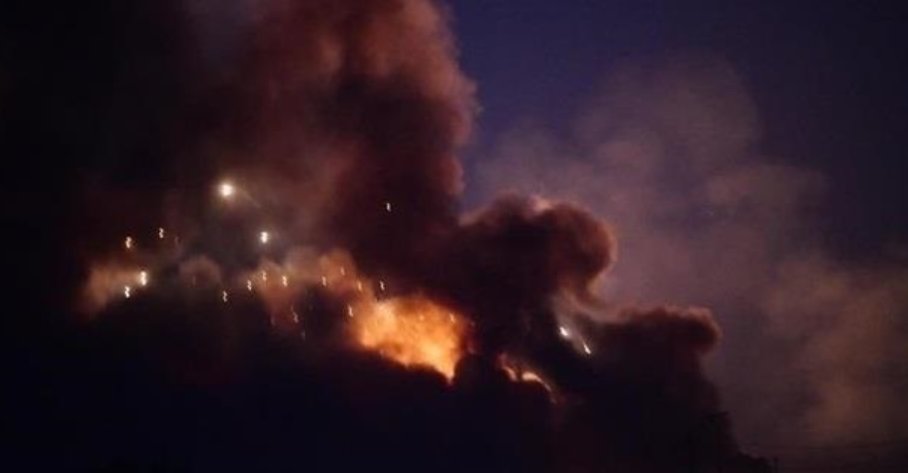 Більше 20 вибухів: якісь "добрі дрони" масовано атакують Воронеж (ВІДЕО)