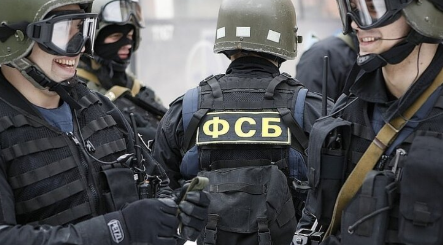 Під "ковпаком" ФСБ. РФ збирається надати спецслужбі безпрецедентні повноваження щодо зв'язку