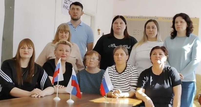 "Шапочки з фольги 2". Вчителі у росії записали відеоролики за цитатами промови Гітлера (ВІДЕО)