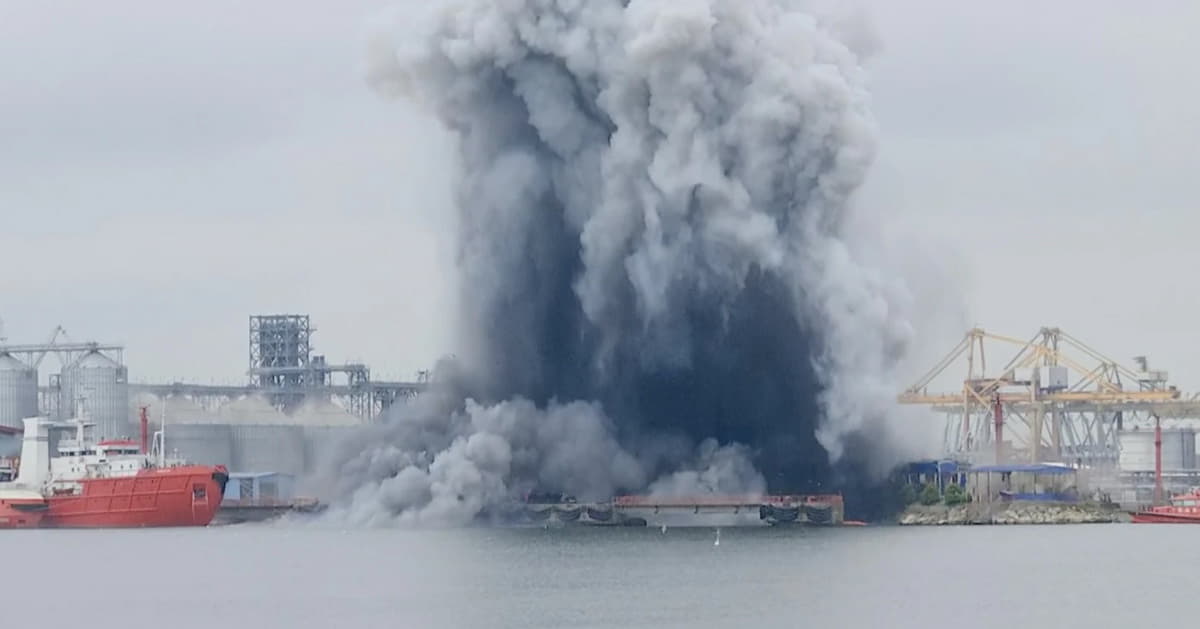 Після вибуху морського дрону у порту Констанци Румунія посилює безпеку узбережжя та скликає засідання НАТО