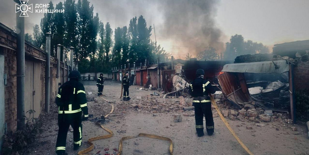 «Орєшнік» вдарив по гаражах у Білій Церкві - "вбито 100500 нацистів та 20 генералів НАТО": росіяни ниють через безглузду атаку «заради картинки»