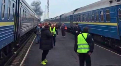 Рф атаковала пассажирский поезд на границе с Польшей (ВИДЕО)
