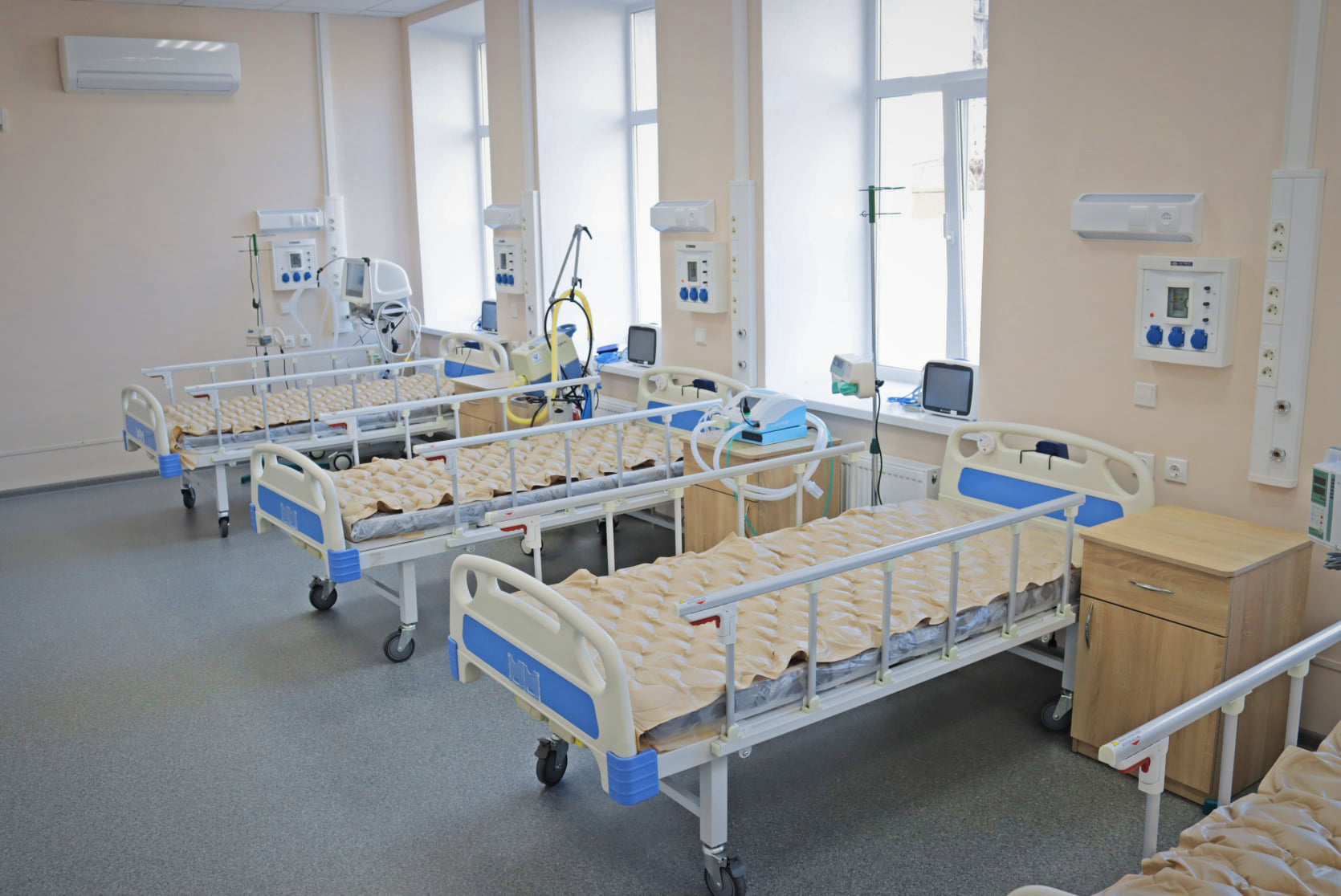 Больницы Николаева обеспечены теплом автономно, несмотря на перебои с электроэнергией