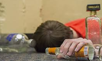 У Вознесенську дорослий дядько довів неповнолітнього до стану алкогольного отруєння