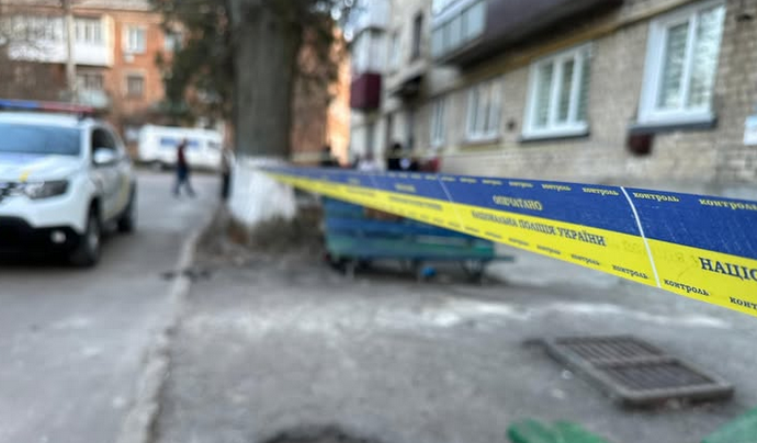 Взрыв в многоэтажке Первомайска. Погибла женщина. Ее двое детей в больнице