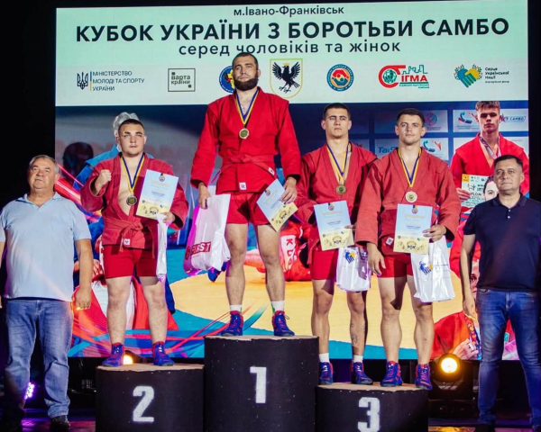 Спортсмены Николаевщины завоевали три медали Кубка Украины по самбо