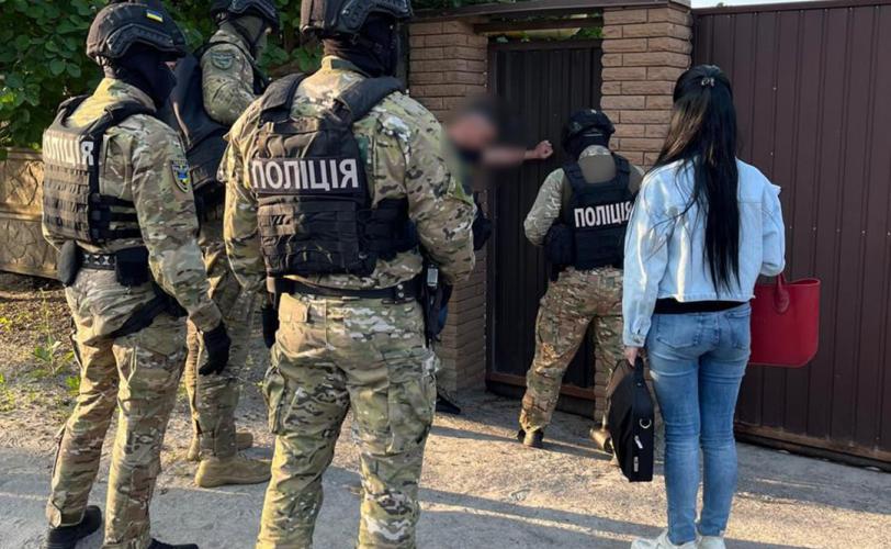 Розкрадання коштів на відновленні житла: у Дніпрі викрито посадовця