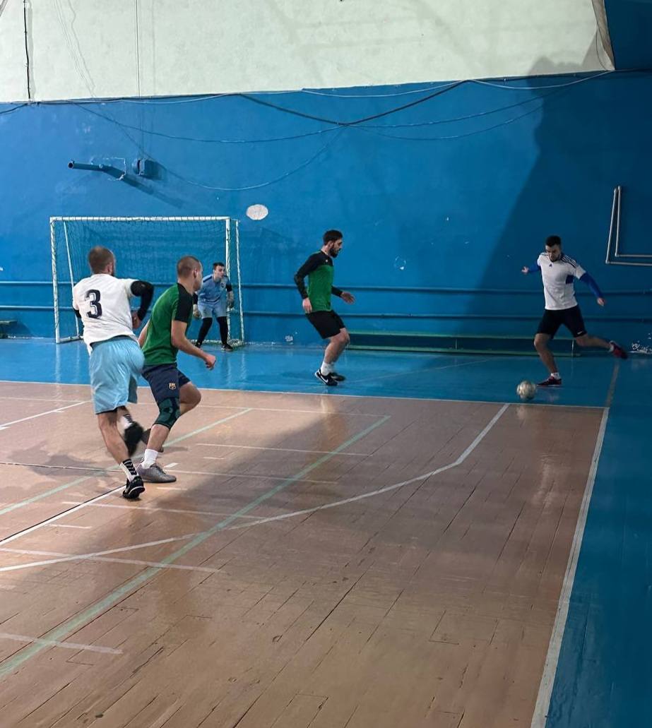 Чемпіонат Кам’янського з футзалу: перші матчі нового року зіграні