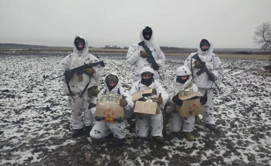 Освітяни Кам’янського передали чергову допомогу військовим та отримали подяку від морпіхів