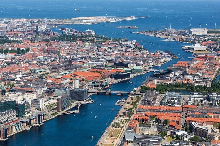 Данія планує обмежити перебування в країні для українських чоловіків