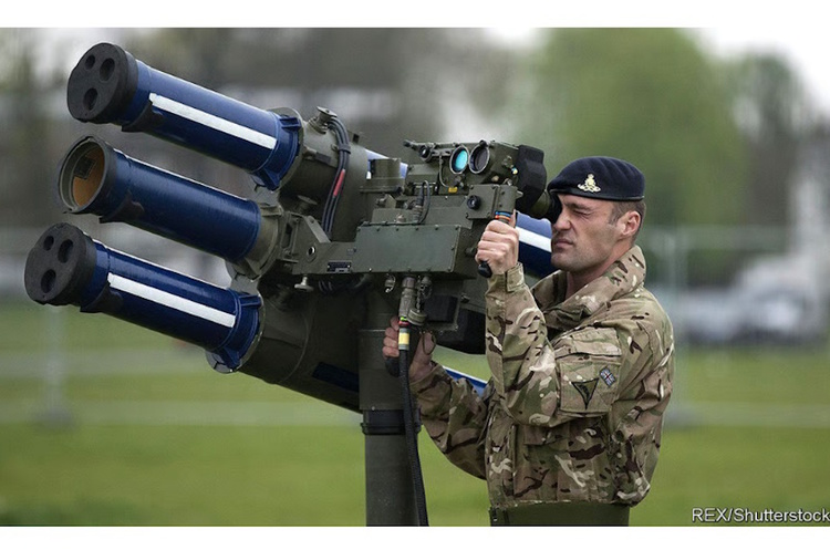 Китай готує поставки озброєння Ірану попри перемир’я — розвідка США