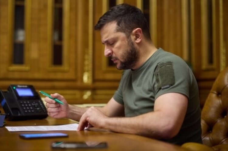 Зеленський підписав закон про нацспротив: обов’язкова підготовка для студентів і школярів