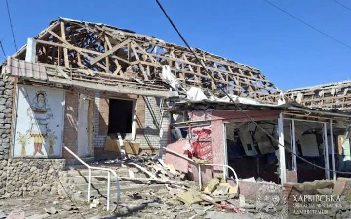 рф вдарила по Мерефі на Харківщині: є загиблі та багато постраждалих