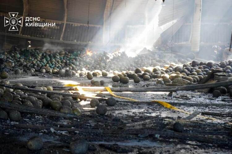 росія атакувала склад відомого французького косметичного бренду