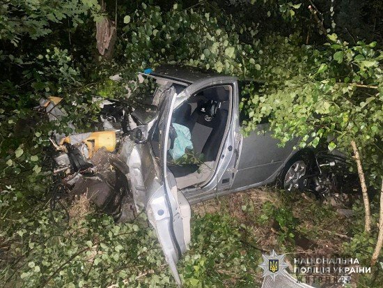 Поліція з’ясовує обставини смертельної ДТП поблизу Малина
