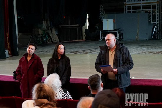 Колективу Житомирського музично-драматичного театру імені Івана Кочерги представили виконувачку обов’язків директора