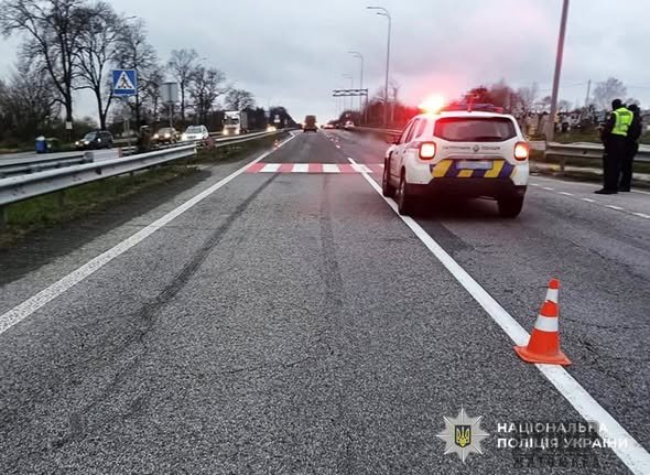 У ДТП на Звягельщині загинула жінка: поліцейські встановлюють обставини