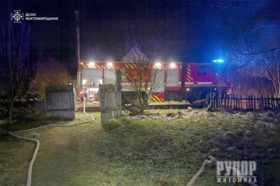 У Коростенському районі під час пожежі у житловому будинку виявлено тіло загиблого чоловіка