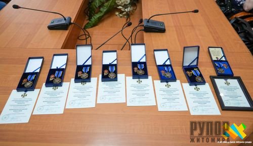 У Житомирі рідні загиблих Захисників отримали відомчі нагороди