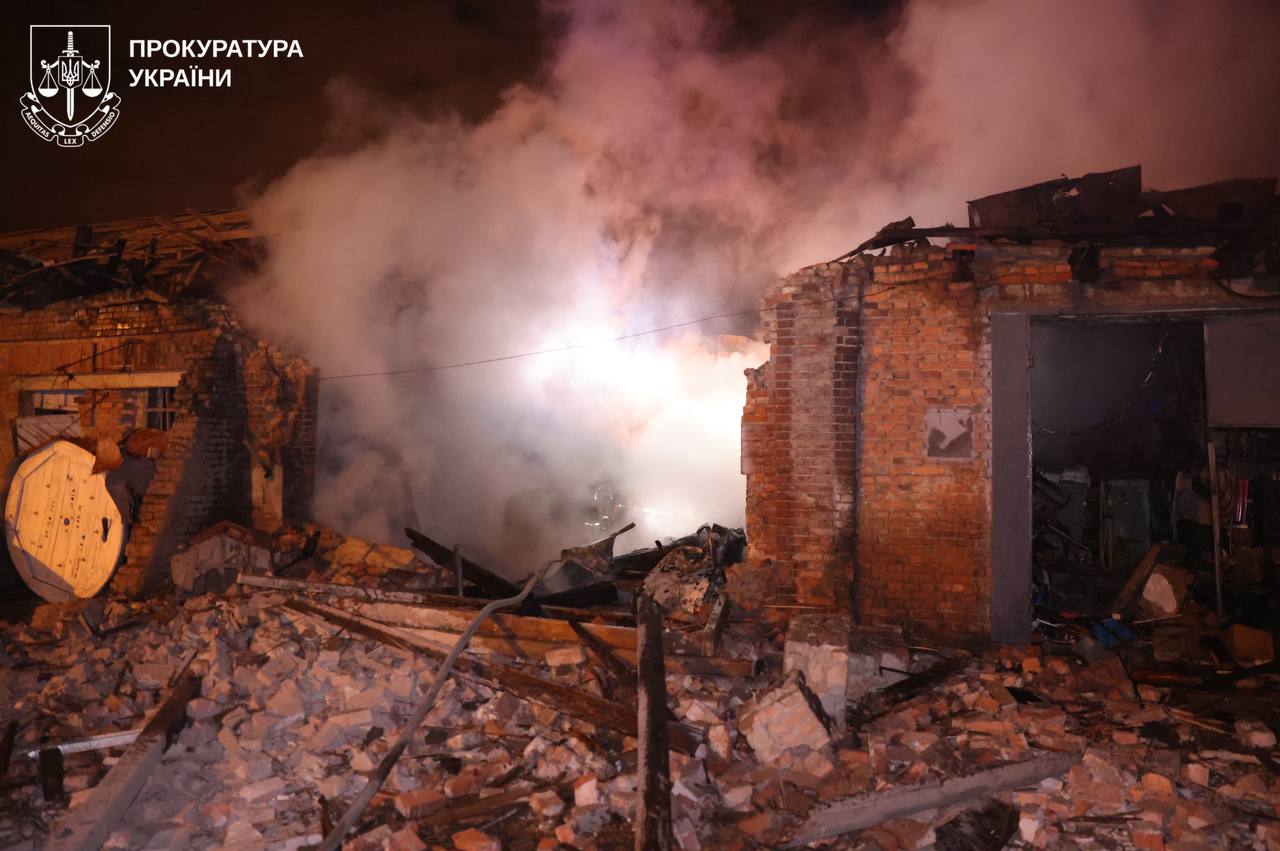 Росіяни вчергове атакували Харків: постраждали більше пів сотні людей (відео)