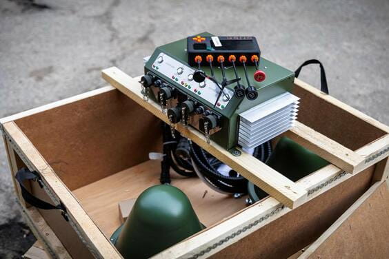 На Харківщині “швидкі” отримали системи захисту від дронів (відео)