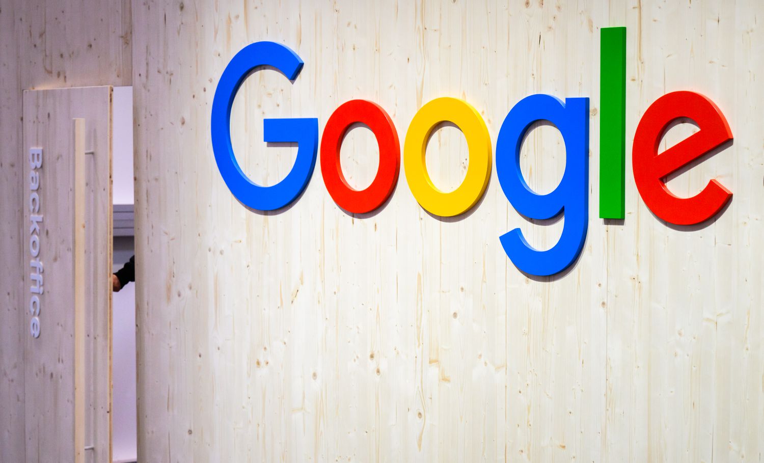 Google звільнив близько 200 співробітників у глобальному бізнес-підрозділі — The Information