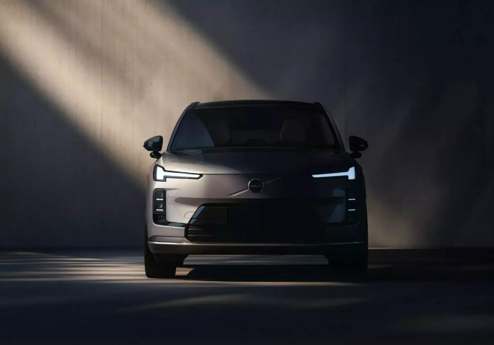 Volvo відродить культову модель XC70
