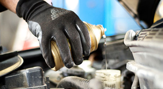 Як часто потрібно перевіряти та замінювати гальмівну рідину