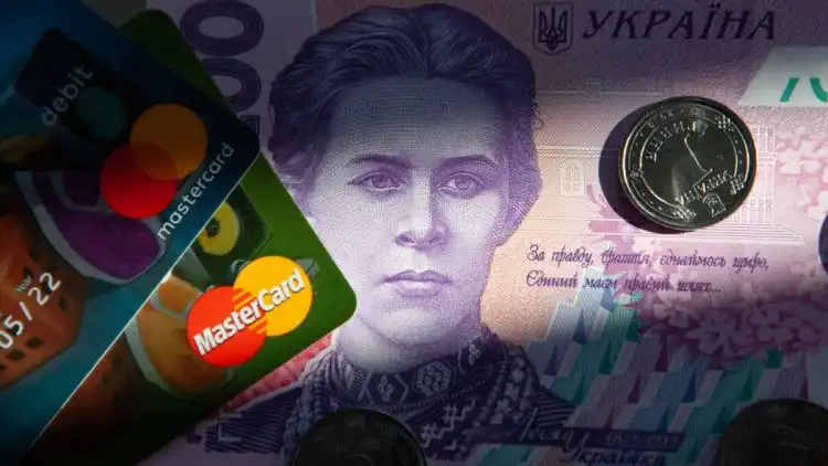 У Хмельницькому чоловік пів року отримував пенсію за померлого знайомого