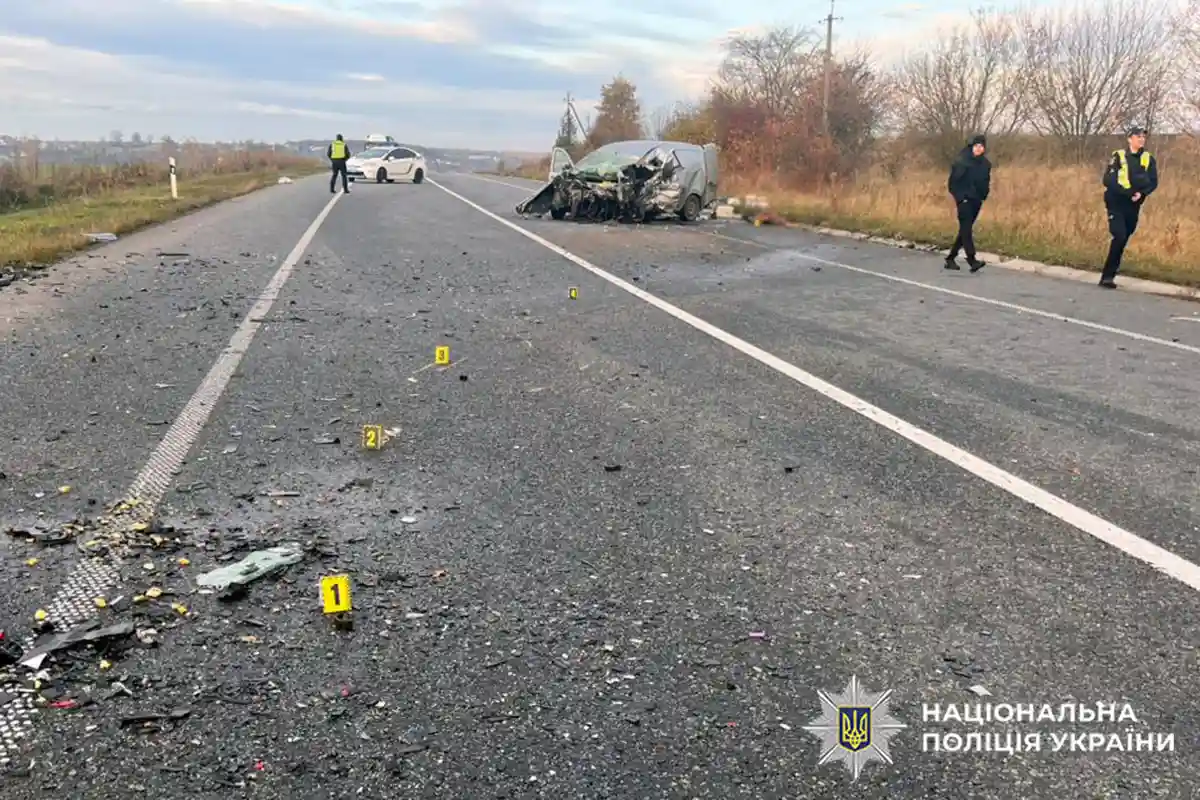 На Хмельниччині за фактом ДТП із двома загиблими водіями відкрито кримінальне провадження