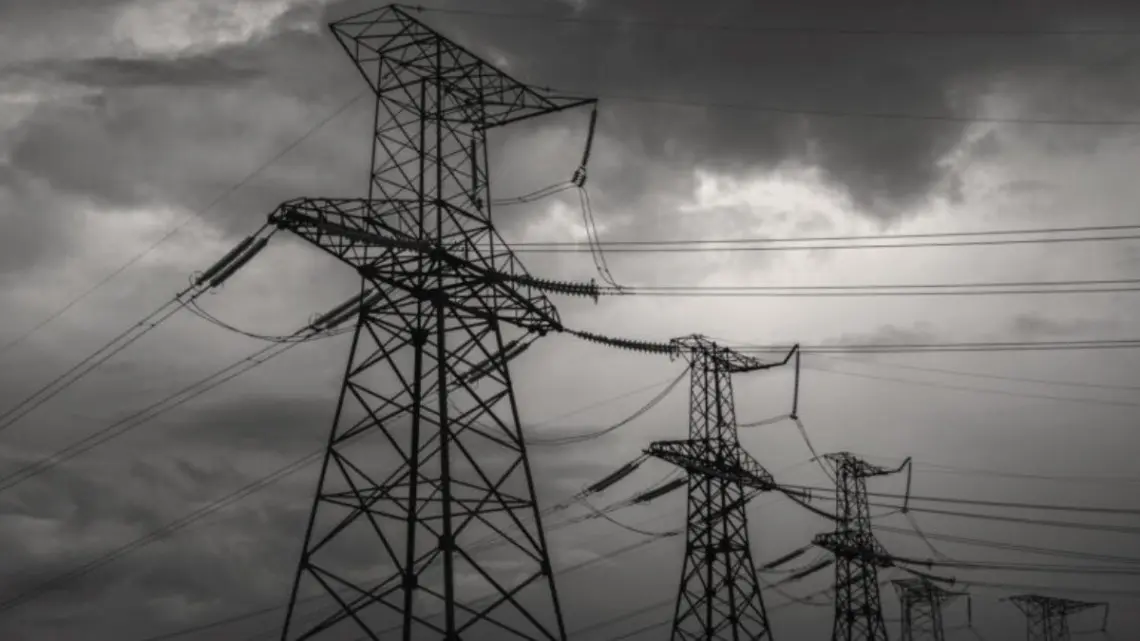 Внаслідок атаки у Шепетівському районі пошкоджено лінію електропередачі