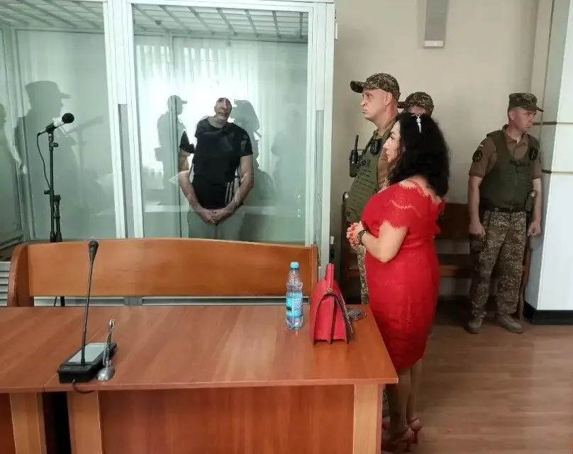 2 роки в’язниці та заборона викладати: у Хмельницькому оголосили вирок директору мовної школи Віктору Снігурову