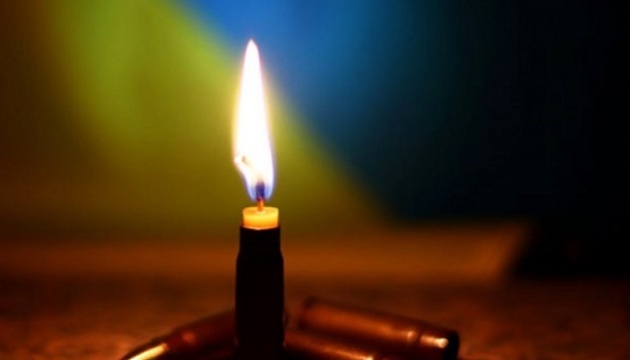 Ціна нашої свободи: фото та історії трьох захисників, з якими сьогодні прощається Львів