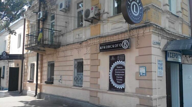 Во время перестрелки в ресторане Днепра были ранены два сотрудника СБУ. Видео