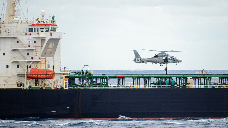 Заявления Трампа по НАТО и захват российского танкера: угроза для Европы