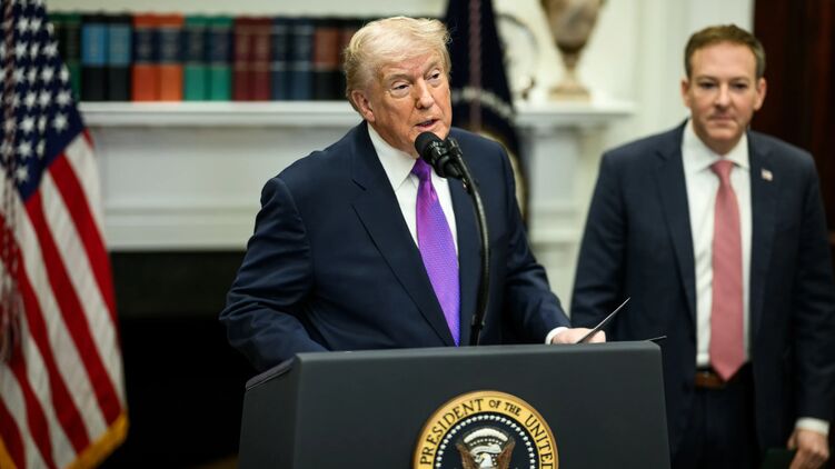 Трамп заявил, что Иран позволил США пройти 10 танкерам через Ормузский пролив