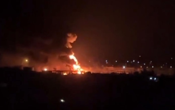 Завітали в гості ATACMS: В окупованому Луганську грандіозна пожежа (відео)